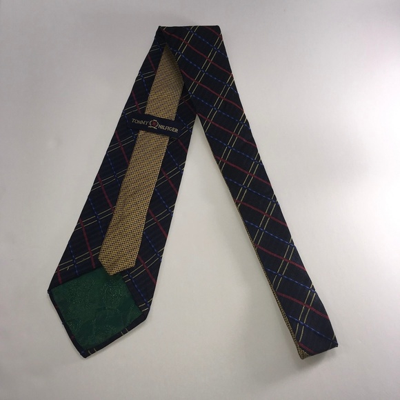 Tommy Hilfiger Black and Red Necktie 100% Silk - Picture 7 of 8